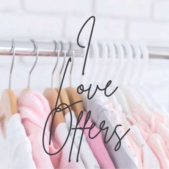 Tops - 🎀✨ MAKE ME AN OFFER! ✨🎀